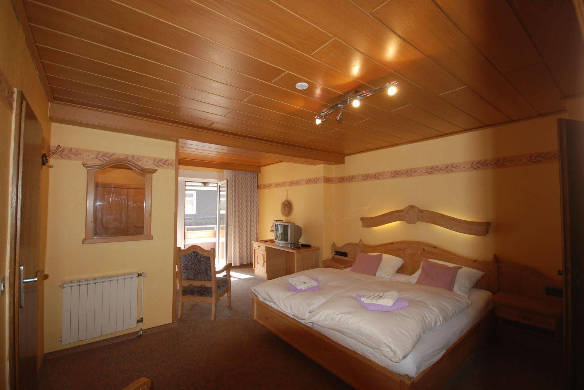 Pension Robin Hood Willingen  Εξωτερικό φωτογραφία